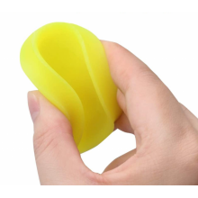 Mini  frisbee  puck