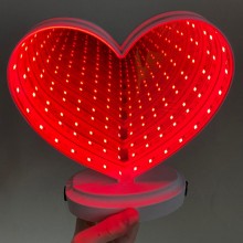 3D spejlrefleks hjerte lampe med rødt lys