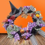 Halloween dørpynt med heks og sløjfer