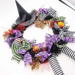Halloween dørpynt med heks og sløjfer