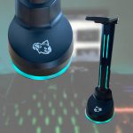 Headset holder med LED-lys og USB porte Headset holder med LED-lys og USB porte