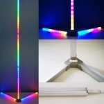 LED RGB hjørnelampe (sølv) med fjernbetjening