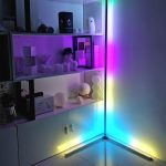 LED RGB hjørnelampe (sølv) med fjernbetjening