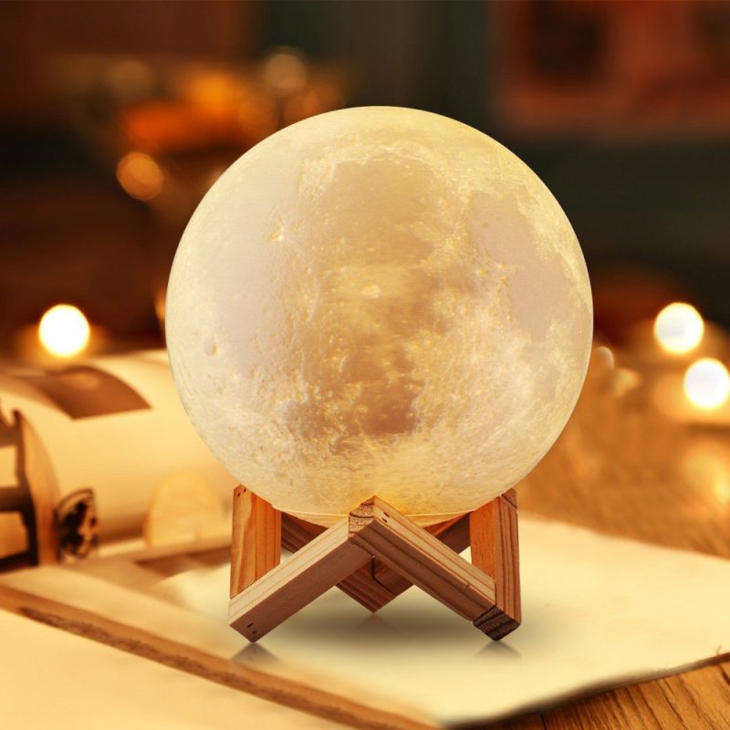 Måne Lampe – 18cm med fjernbetjening Måne Lampe – 18cm med fjernbetjening