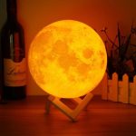 Måne Lampe – 18cm med fjernbetjening Måne Lampe – 18cm med fjernbetjening