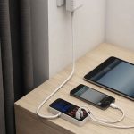 USB Docking station med 8 porte USB/PD/QC og LCD skærm