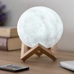 Måne Lampe mange farver – 15cm