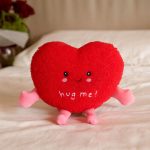 Plush hjerte bamse “Hug me” – 13 cm